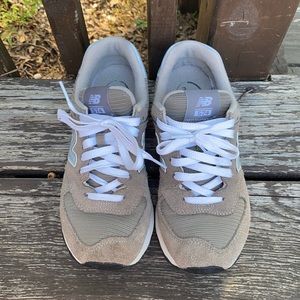 New Balance 574 Classic Sneaker